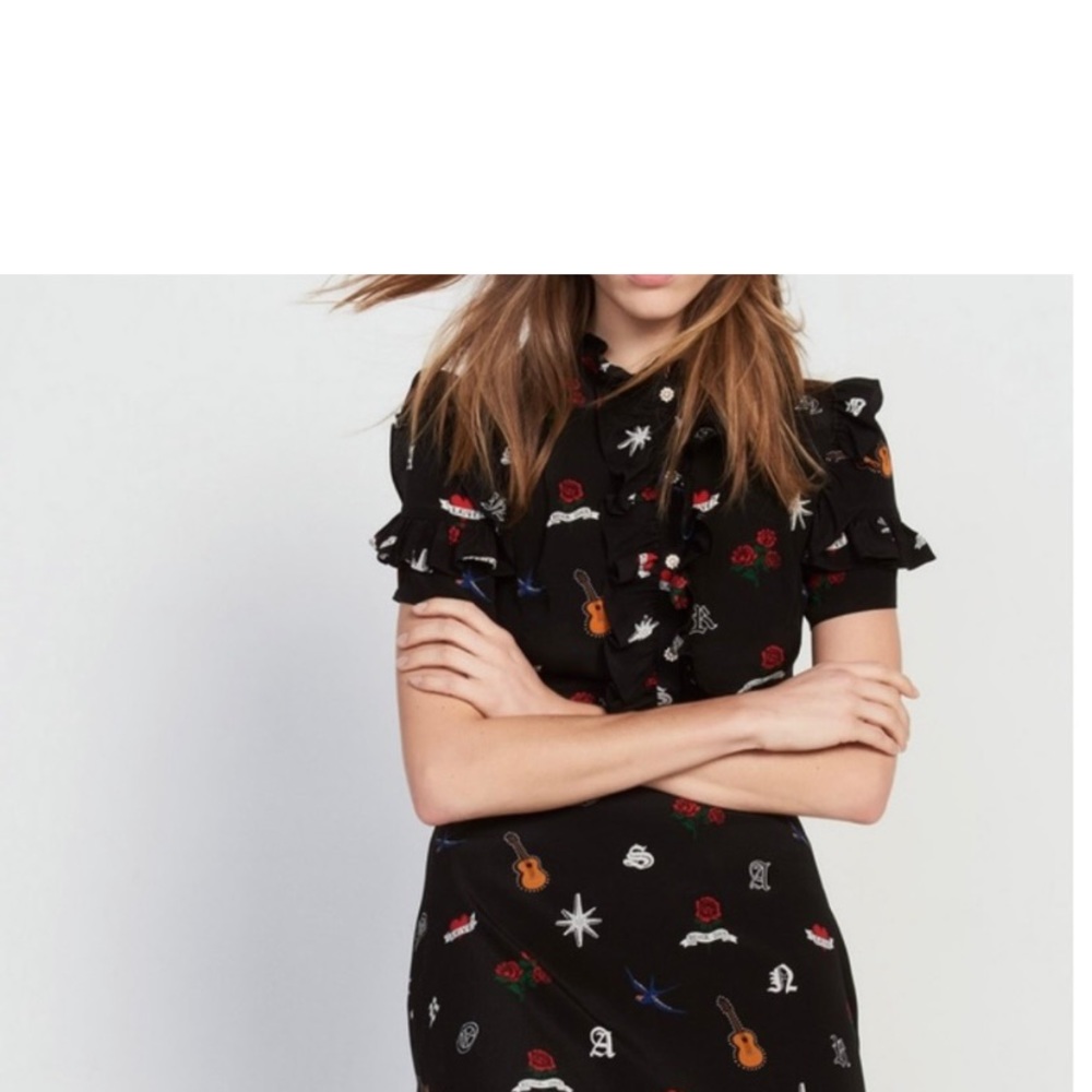 Fantastic condition Sandro Tattoo Dress in a size 2. Medium